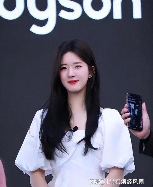 热点暴料 赵露思近况最新消息,热点事件后的全新生活轨迹